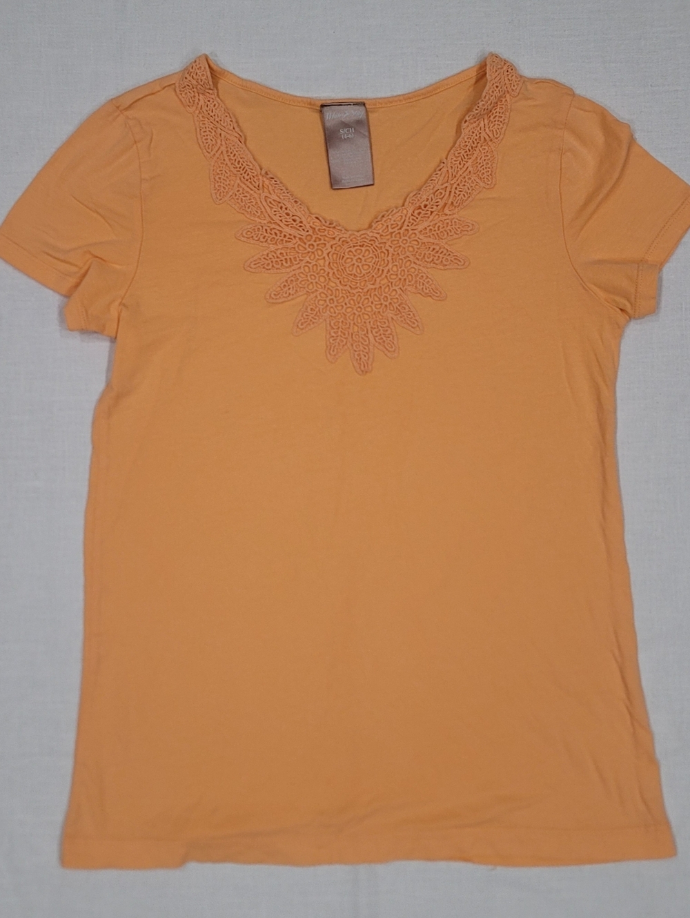 White Stag Peach Short Sleeve Top with Lace V-Neck